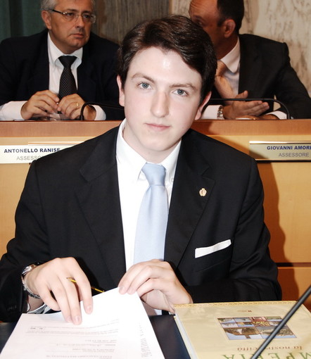Imperia: nuova risposta da Angelo Dulbecco (Giovane Italia) al Partito Democratico Imperia: nuova risposta da Angelo Dulbecco (Giovane Italia) al Partito Democratico