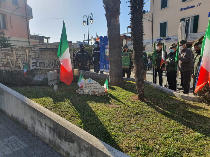 Vallecrosia: oggi celebrata la giornata del ricordo in memoria dei Martiri delle Foibe (foto) Vallecrosia: oggi celebrata la giornata del ricordo in memoria dei Martiri delle Foibe (foto)