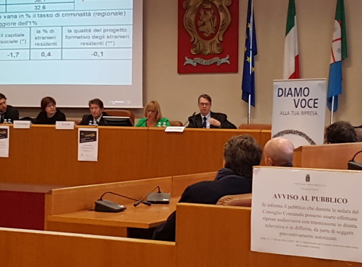 Ventimiglia: questa mattina in Comune la riunione per la giornata nazionale 'Legalità mi piace' organizzata da Confcommercio Ventimiglia: questa mattina in Comune la riunione per la giornata nazionale 'Legalità mi piace' organizzata da Confcommercio