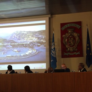 Ventimiglia: il Sindaco Ioculano presenta in Consiglio Comunale il nuovo porto di Cala del Forte: “Una svolta per una città che è pronta a rilanciarsi”