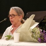 Bordighera, Cristina Rava presenta il nuovo romanzo "Strano, molto strano" nella ex Chiesa Anglicana Bordighera, Cristina Rava presenta il nuovo romanzo "Strano, molto strano" nella ex Chiesa Anglicana