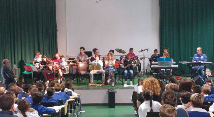 Ventimiglia: partiti i corsi musicali organizzati presso la Scuola Media Biancheri di Ventimiglia Ventimiglia: partiti i corsi musicali organizzati presso la Scuola Media Biancheri di Ventimiglia