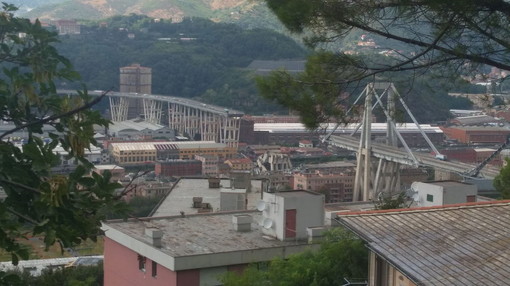 Famiglie, bambini e vacanze: le vite spezzate di chi ha trovato la morte sul viadotto “Morandi”