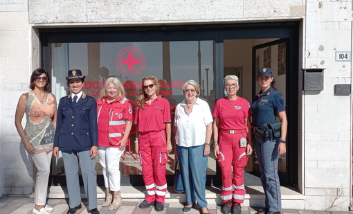 Sanremo: la Croce Rossa ha presentato oggi le attività svolte nel sociale a Questura e Comune(Foto)