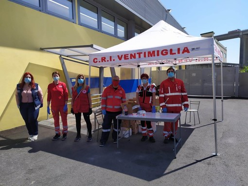 Ventimiglia: la Croce Rossa ringrazia l'MD di Camporosso per gli aiuti nella raccolta di generi alimentari Ventimiglia: la Croce Rossa ringrazia l'MD di Camporosso per gli aiuti nella raccolta di generi alimentari