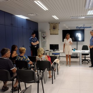 Successo per la giornata di prevenzione alle truffe agli anziani organizzata da Anap Confartigianato Successo per la giornata di prevenzione alle truffe agli anziani organizzata da Anap Confartigianato
