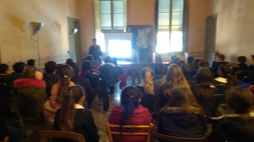 'Cyberbullismo 0 in condotta': a Pieve di Teco e Pontedassio due incontri con giovani e genitori