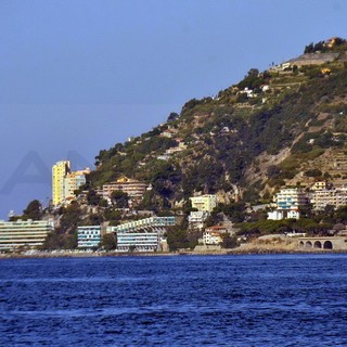 Sanremo, il TAR dichiara estinto il ricorso del Condominio Capo Nero Box: spese compensate tra le parti