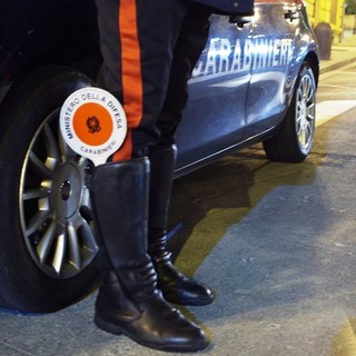 Vallecrosia: picchia la moglie nella sua abitazione, i Carabinieri lo denunciano e lo allontanano dalla casa familiare