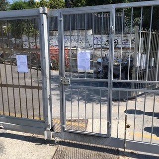 Sanremo: chiusura passaggio pedonale a Portosole, un lettore contrasta la decisione Sanremo: chiusura passaggio pedonale a Portosole, un lettore contrasta la decisione