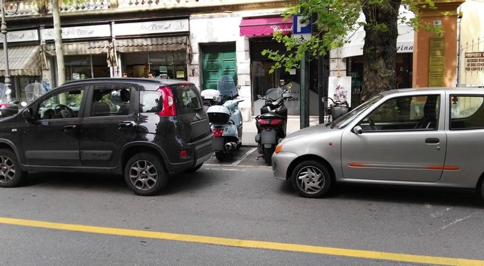 Sanremo: preoccupazione per i commercianti di corso Garibaldi, dopo il 'doppio senso' calo di affari del 20%