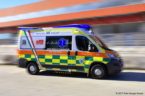 Ventimiglia: viene travolto dall'albero che stava tagliando, 69enne in gravi condizioni all'ospedale Ventimiglia: viene travolto dall'albero che stava tagliando, 69enne in gravi condizioni all'ospedale