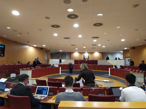 Regione, Toti incontra gli alleati per la giunta, Fdi rivendica due assessorati, Rosso: "Passo indietro da 'Cambiamo'"