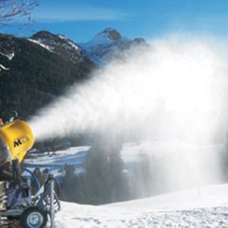 Mondolè Ski: continua l'innevamento artificiale delle piste, da domani nuove aperture Mondolè Ski: continua l'innevamento artificiale delle piste, da domani nuove aperture