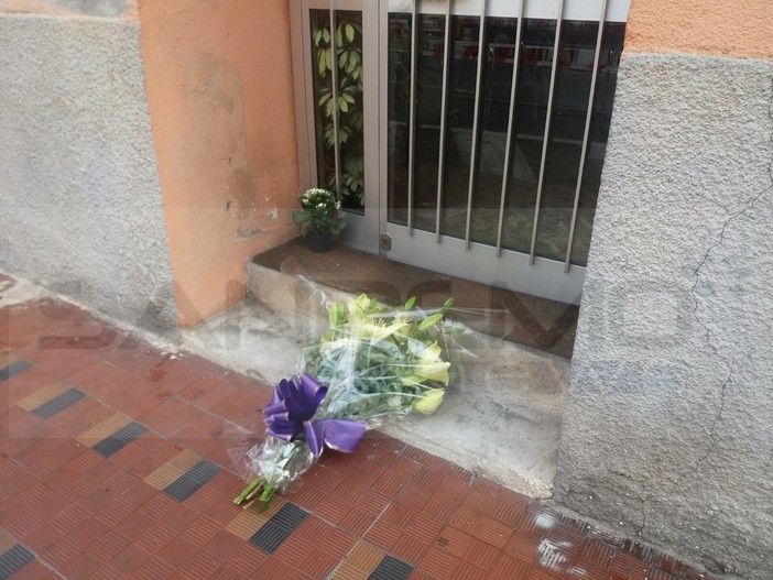 Attentati di ieri sera a Parigi: la Prefettura ha fatto intensificare i controlli attorno agli obiettivi sensibili francesi