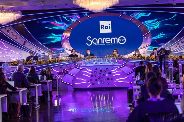 72° Festival di Sanremo: che lo spettacolo abbia inizio, è tutto pronto per l'Amadeus tris 72° Festival di Sanremo: che lo spettacolo abbia inizio, è tutto pronto per l'Amadeus tris