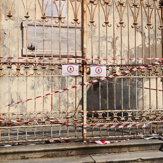 Sanremo: Istituto Colombo chiuso su piazza Muccioli, la Provincia &quot;Installeremo ponteggi di protezione&quot; (Foto)
