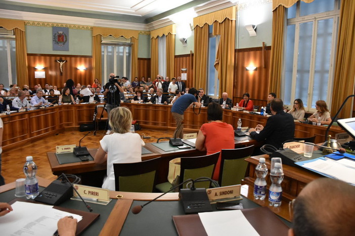 Sanremo: oggi pomeriggio la pratica sul passaggio di Area 24 ad Amaie Energia, l'endorsement del Pd