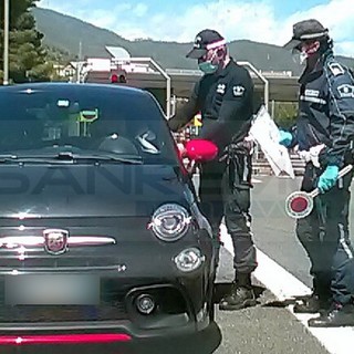 Sanremo: controlli della Municipale all'uscita della A10, nessun tentativo di 'sconfinamento' da altre regioni (Foto)