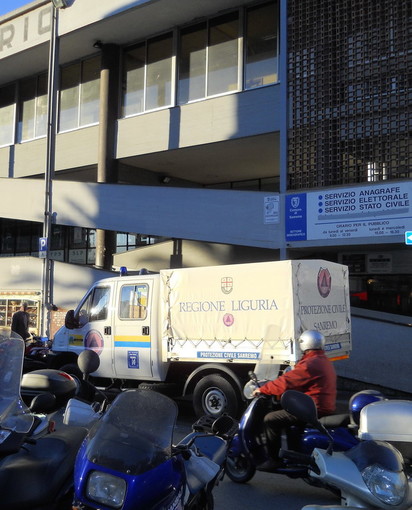 Sanremo: ecco il primo camion della Protezione Civile per gli alluvionati del Levante Sanremo: ecco il primo camion della Protezione Civile per gli alluvionati del Levante