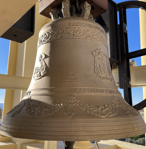 Sanremo e la "Campana della Vita", Forza Nuova annuncia un nuovo presidio: "Non arretriamo di un millimetro" Sanremo e la "Campana della Vita", Forza Nuova annuncia un nuovo presidio: "Non arretriamo di un millimetro"