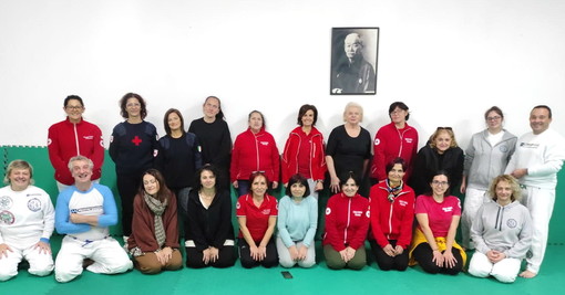 Giornata Internazionale contro la violenza sulle donne: corso di difesa personale per la Croce Rossa (Foto)