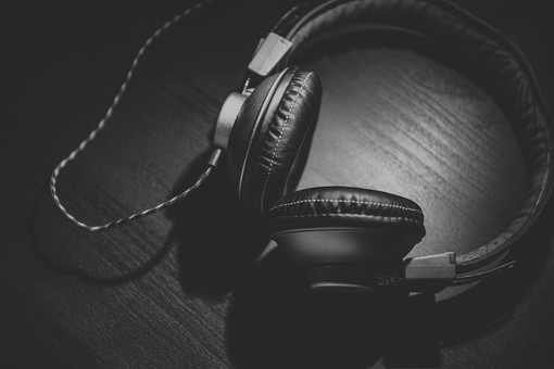 A Sanremo ritorna la "Silent Disco": appuntamento questa sera al Bar Max A Sanremo ritorna la "Silent Disco": appuntamento questa sera al Bar Max