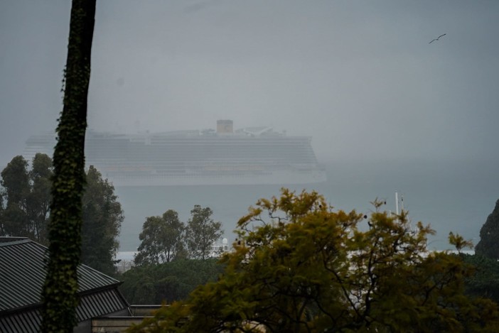 Sanremo: il maltempo blocca i crocieristi a bordo, ultimi due giorni Festival senza giro in città Sanremo: il maltempo blocca i crocieristi a bordo, ultimi due giorni Festival senza giro in città