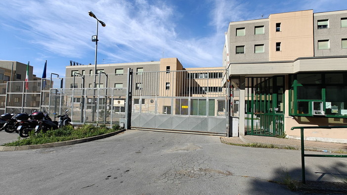 Sanremo, detenuto aggredisce il medico del carcere di Valle Armea. La Uil: "Siamo allo sbando" Sanremo, detenuto aggredisce il medico del carcere di Valle Armea. La Uil: "Siamo allo sbando"