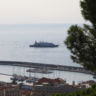 La “Sea Dream 1” in rada