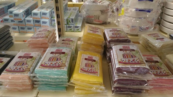 Da Carta 2.0 la festa è servita! Ecco dove trovare i i pirottini per cupcake e muffin, i contenitori per il riso e i sacchetti per i confetti Da Carta 2.0 la festa è servita! Ecco dove trovare i i pirottini per cupcake e muffin, i contenitori per il riso e i sacchetti per i confetti