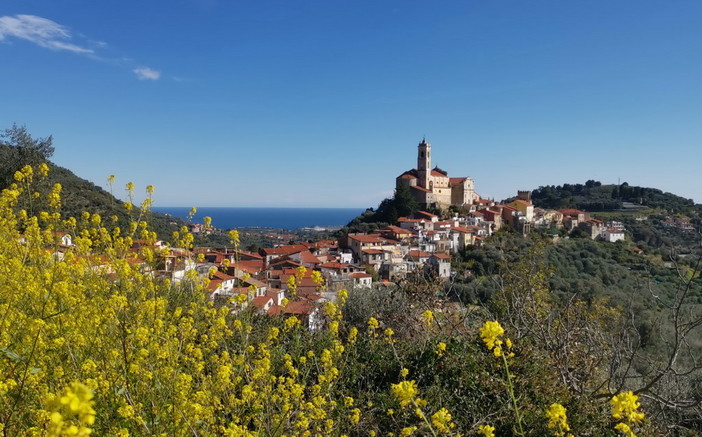 Castellaro: da domani a domenica tre giornate di grande festa tra mostre, tradizioni e street food Castellaro: da domani a domenica tre giornate di grande festa tra mostre, tradizioni e street food
