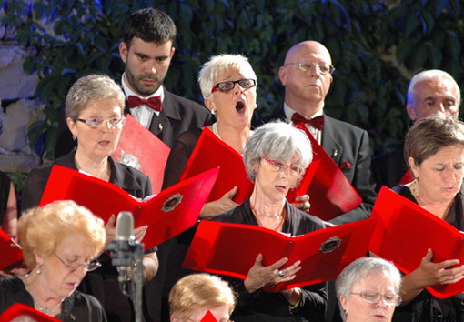Grande successo domenica scorsa per il concerto del Coro Polifonico 'Città di Ventimiglia' Grande successo domenica scorsa per il concerto del Coro Polifonico 'Città di Ventimiglia'