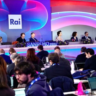 Sanremo 2023, meno di 10milioni di telespettatori. Coletta: "Grande soddisfazione, la parabola continua in modo sorprendente" Sanremo 2023, meno di 10milioni di telespettatori. Coletta: "Grande soddisfazione, la parabola continua in modo sorprendente"