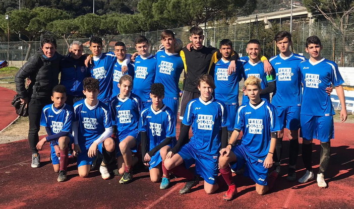 Calcio studentesco: la Media Biancheri ed il Fermi-Polo-Montale si laureano campioni provinciali Calcio studentesco: la Media Biancheri ed il Fermi-Polo-Montale si laureano campioni provinciali