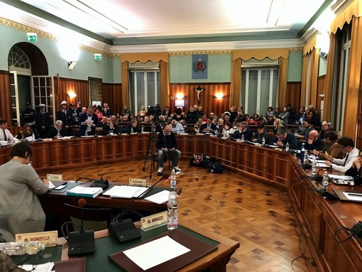 Emergenza sanitaria: bonifico alla ASL della Giunta e Consiglio Comunale di Sanremo per acquisto ventilatore polmonare