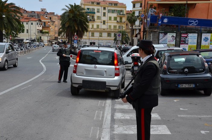 Sanremo: Carabinieri impegnati nel corso delle prossime ore in una serie di posti di controllo in città (Foto) Sanremo: Carabinieri impegnati nel corso delle prossime ore in una serie di posti di controllo in città (Foto)