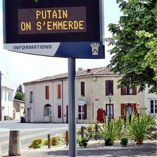 Macron ai francesi: “In casa fino all’11 maggio”. Un sindaco della Gironda esprime il proprio pensiero senza troppe perifrasi
