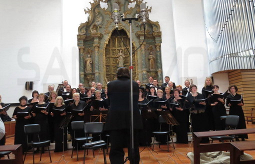Sanremo: domani sera alla Chiesa degli Angeli concerto della Sinfonica e del Coro Musica Nova Sanremo: domani sera alla Chiesa degli Angeli concerto della Sinfonica e del Coro Musica Nova