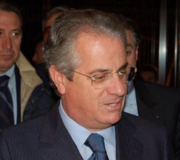 Plauso del consiglieri regionali Rosso e Morgillo (PDL) per la nascita della Fondazione Cristoforo Colombo Plauso del consiglieri regionali Rosso e Morgillo (PDL) per la nascita della Fondazione Cristoforo Colombo
