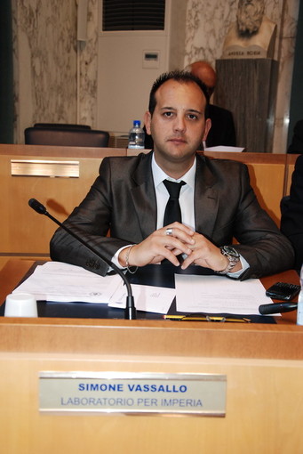 Imperia: dopo l'elezione di Diego Parodi alla presidenza del Consiglio, Simone Vassallo nuovo capogruppo NCD