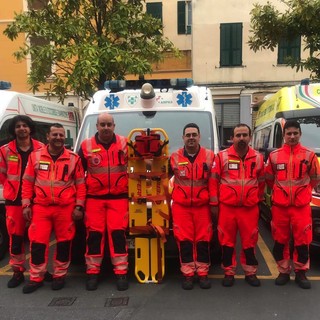 La donazione alla Croce Verde Intemelia La donazione alla Croce Verde Intemelia