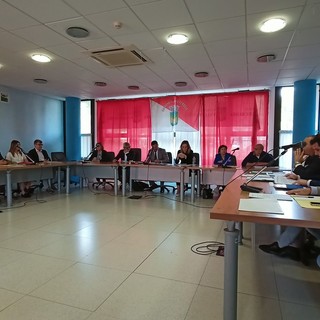 Mercoledì il consiglio comunale di Vallecrosia: sono 19 i punti all’ordine del giorno