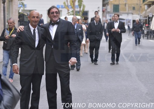 Dopo i protagonisti ecco le comparse 'sanremesi' del film su Dalida nelle foto di Tonino Bonomo