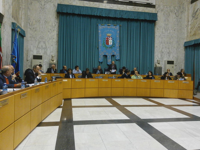 Imperia: crisi politica, il Partito Democratico prova la mediazione con i dissidenti di Imperia Cambia Imperia: crisi politica, il Partito Democratico prova la mediazione con i dissidenti di Imperia Cambia