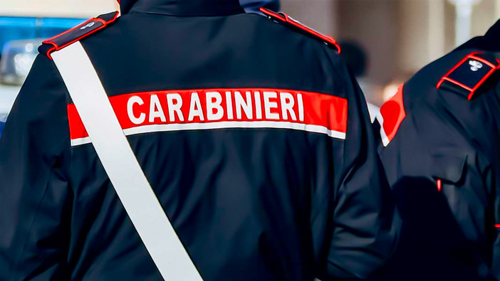 Sicurezza e prevenzione a Sanremo: con l'Arma dei Carabinieri al Circolo ACLI per fermare le truffe agli anziani Sicurezza e prevenzione a Sanremo: con l'Arma dei Carabinieri al Circolo ACLI per fermare le truffe agli anziani