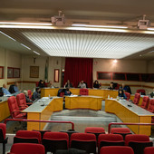 Taggia: approvato in Consiglio il Dup, lite furibonda tra l'Assessore Negroni e il consigliere Cascino Taggia: approvato in Consiglio il Dup, lite furibonda tra l'Assessore Negroni e il consigliere Cascino