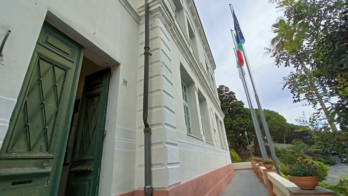 Bordighera, smaltimento dei rifiuti: l'Amministrazione modificherà il regolamento di igiene urbana