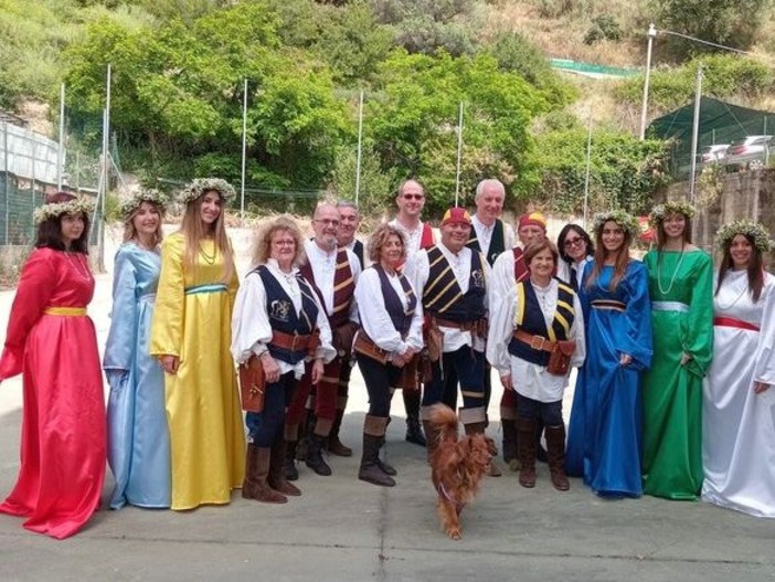 Rievocazione storica, musica e tradizione: Ventimiglia celebra il XXXIX “Ciantamazu” (Foto)