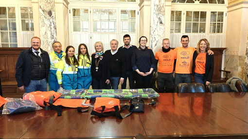 Sanremo: grazie all'HB Run donato materiale medico per la pubblica assistenza Sanremo Soccorso (Foto e Video)